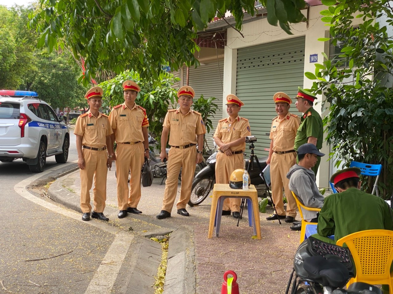 Phòng Cảnh sát giao thông: Tập trung chỉ đạo, kiểm tra, đôn đốc và kịp thời động viên CBCS thực hiện nhiệm vụ bảo đảm TTATGT trong dịp nghỉ lễ 30/4-1/5/2024